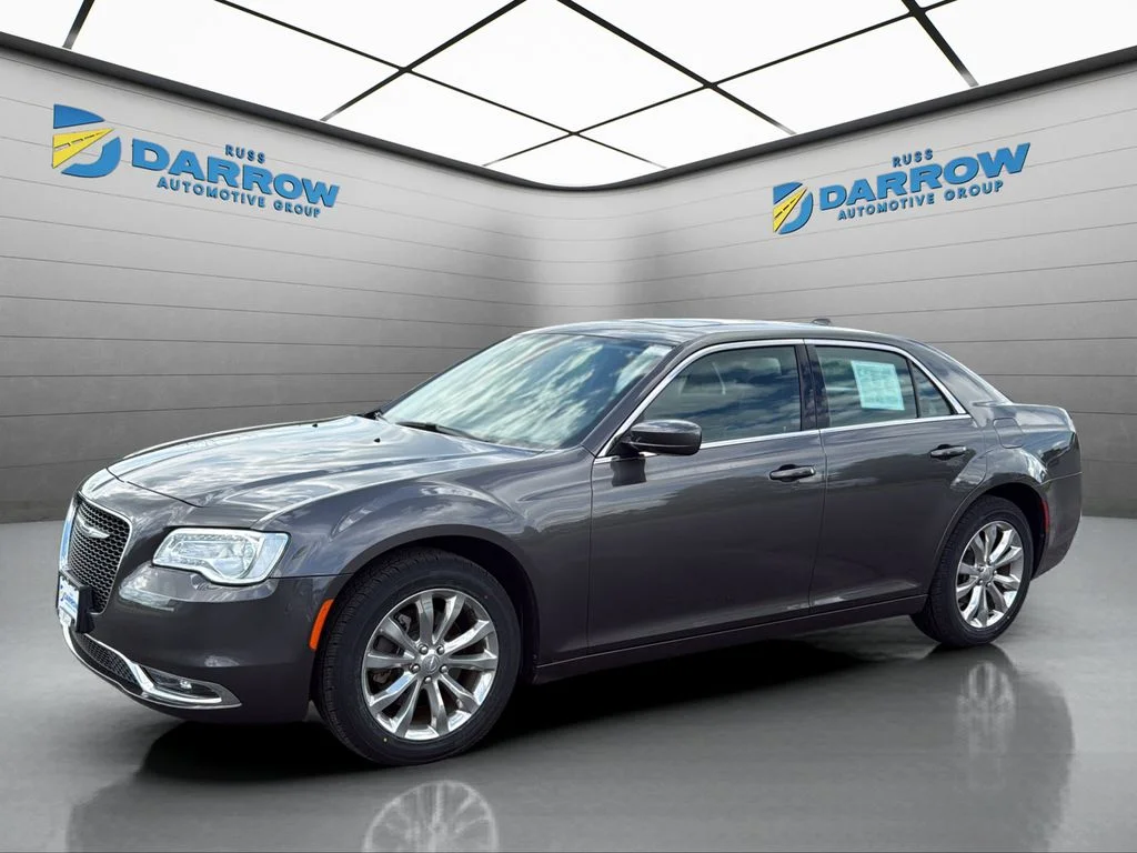 2020 Chrysler 300 Touring L AWD's photo