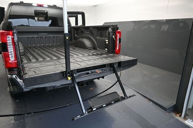 Used 2025 Brown Ford King Ranch image 41