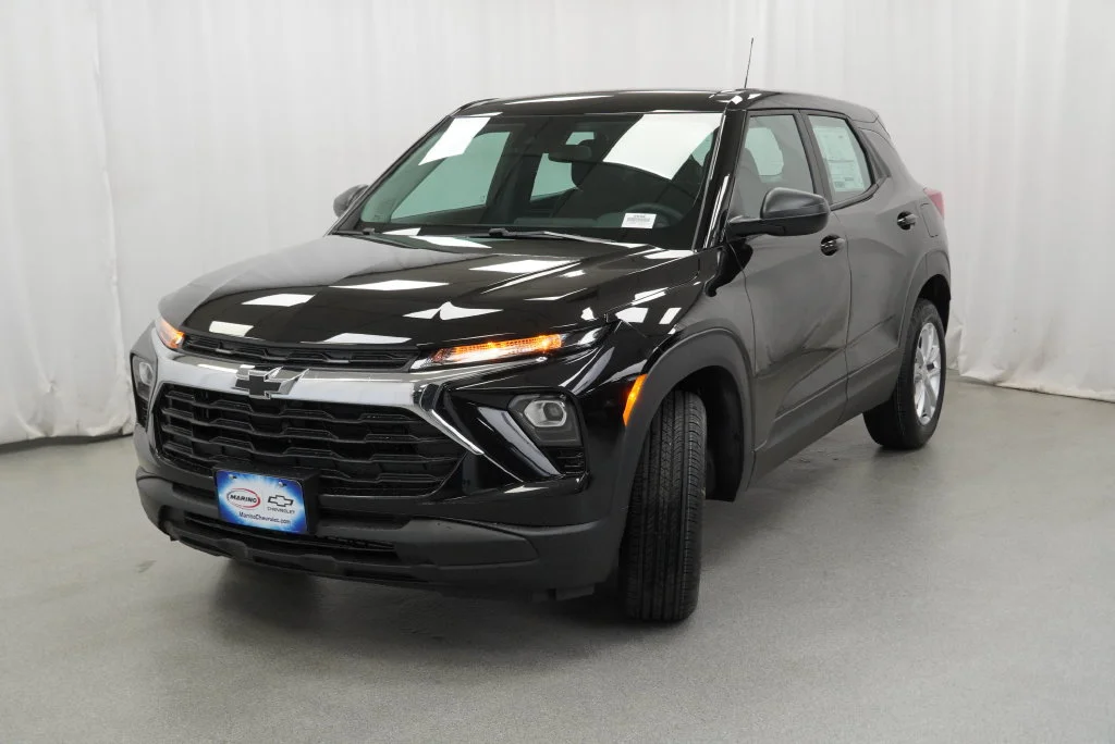 New 2026 Mosaic Black Metallic Chevrolet LS image 18