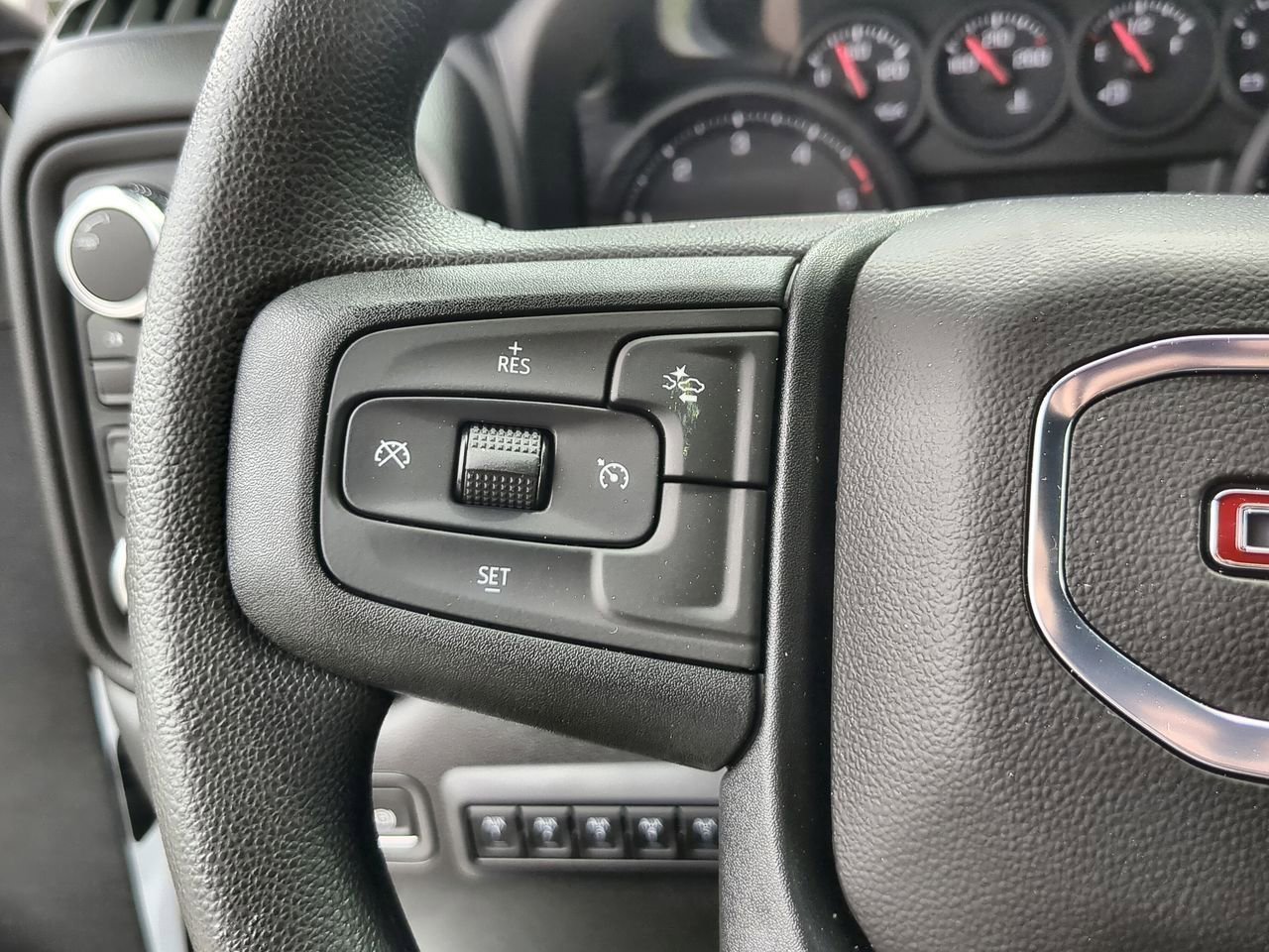 2025 GMC Sierra 2500HD Pro - Photo 33