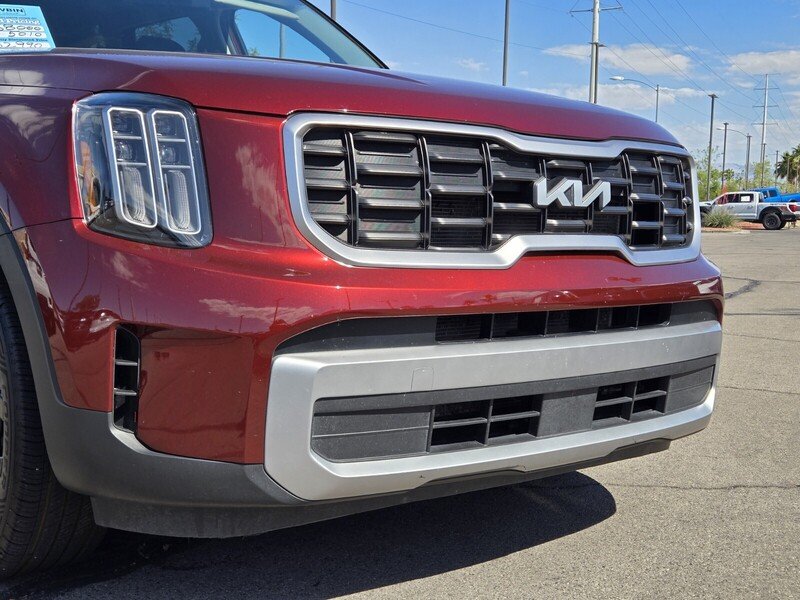 Used 2023 Dawning Red KIA S AWD image 8