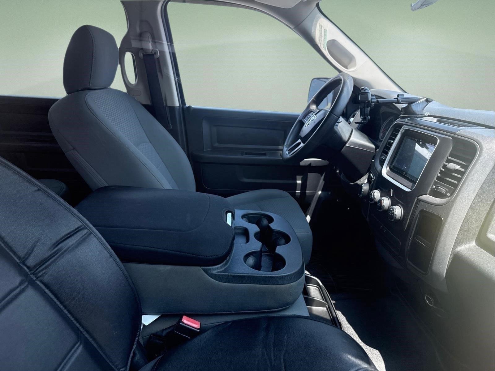 Used 2016 Bright White Clearcoat Ram Tradesman image 19