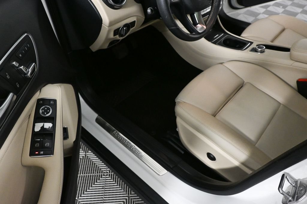 Used 2020 White Mercedes-Benz GLA 250 image 7