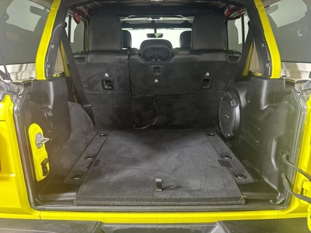 Used 2022 Yellow Jeep Unlimited Rubicon image 21