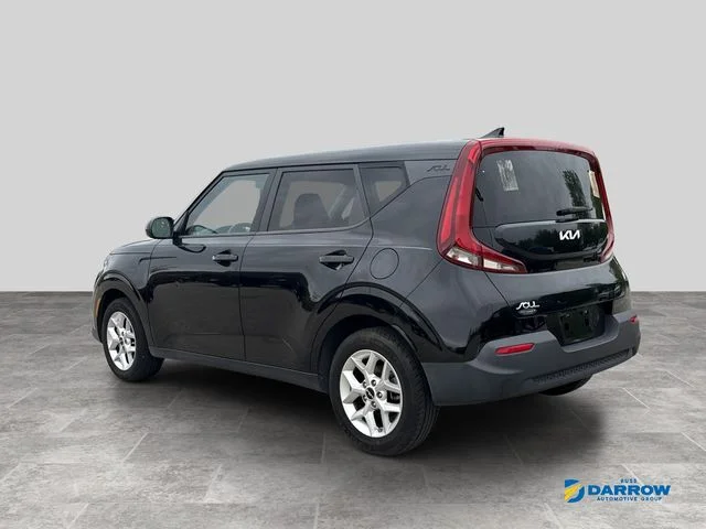 Used 2022 Black Kia LX image 5