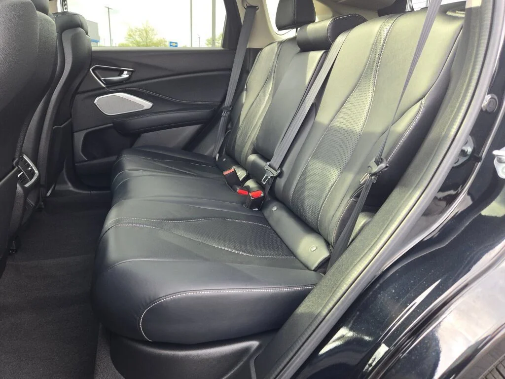 Used 2023  Acura Technology Package image 16