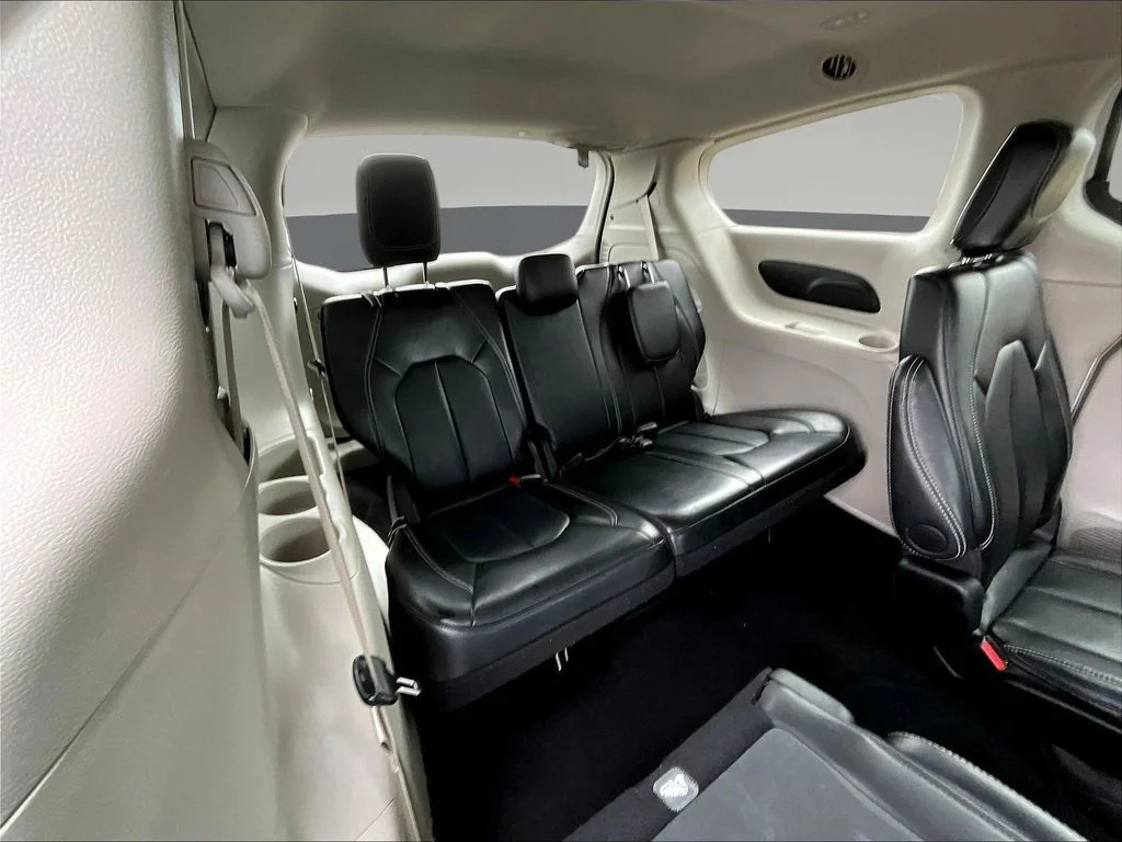 Certified Used 2024 White Chrysler Touring L image 29