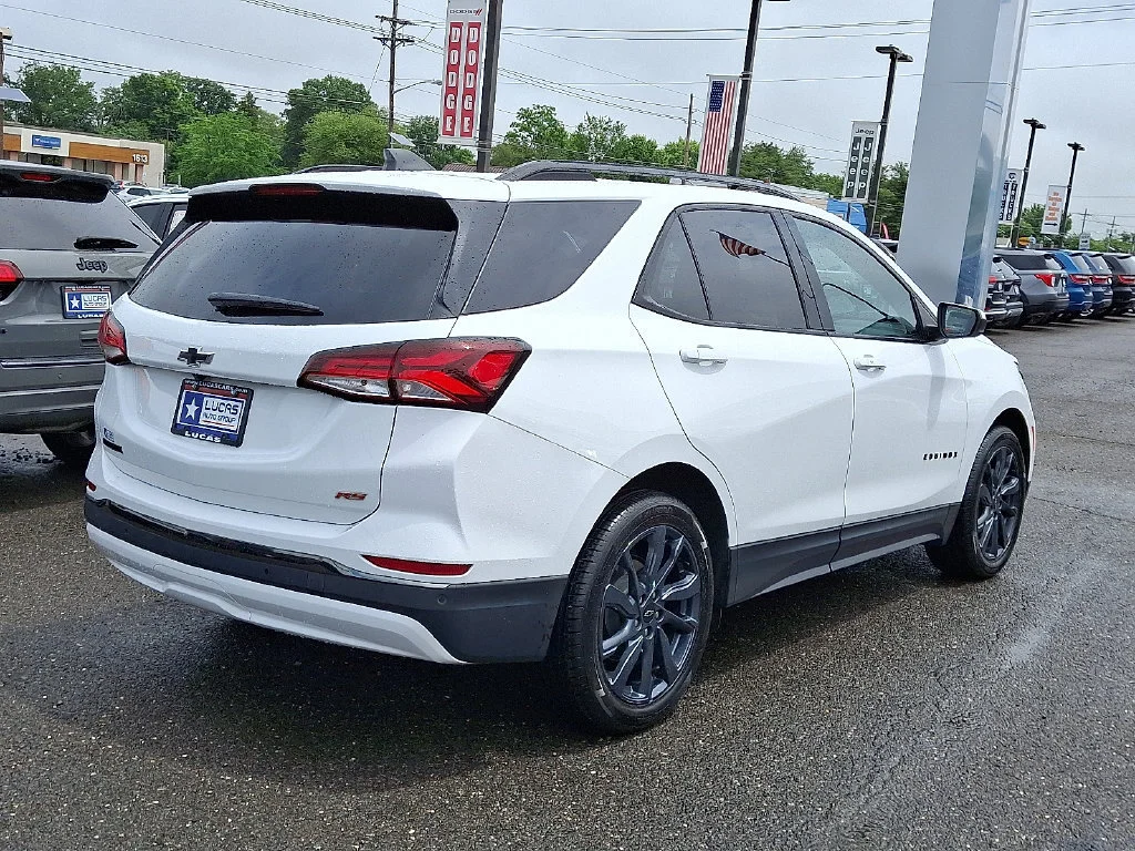 Certified Used 2022 Summit White Chevrolet RS image 12