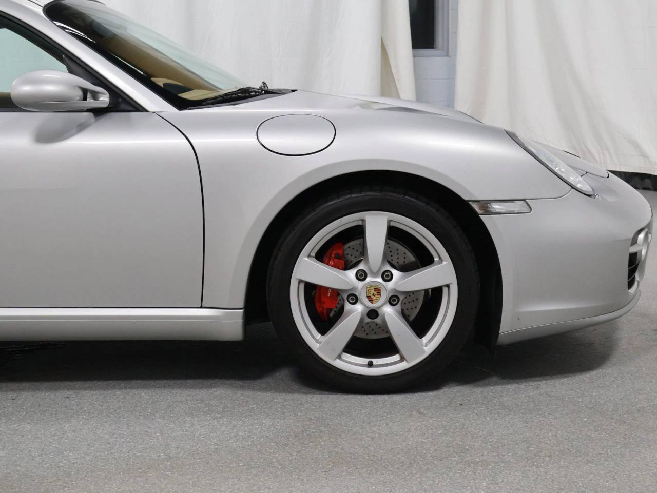 Used 2006 Arctic Silver Metallic Porsche S image 11