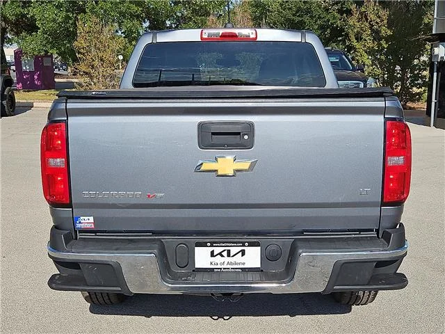 Used 2020 Satin Steel Metallic Chevrolet LT 4x2 Crew Cab 5 ft. box 128.3 in. WB image 4