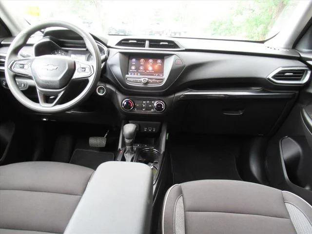 Used 2023 Gray Chevrolet LT image 12