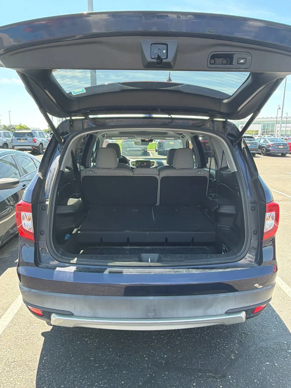 Used 2019 Obsidian Blue Pearl Honda EX-L image 7