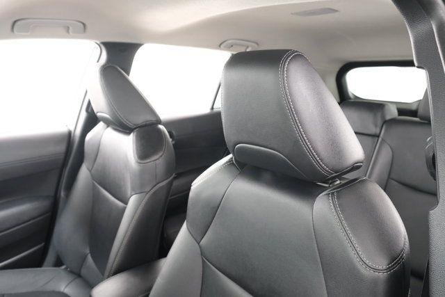 Certified Used 2022 SONIC SILVER Toyota  image 31