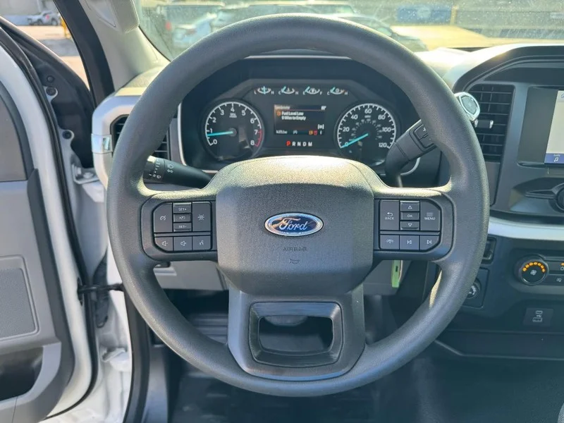 Used 2022 Oxford White Ford XL image 17