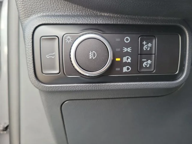 New 2026 Carbonized Gray Metallic Ford Platinum image 32