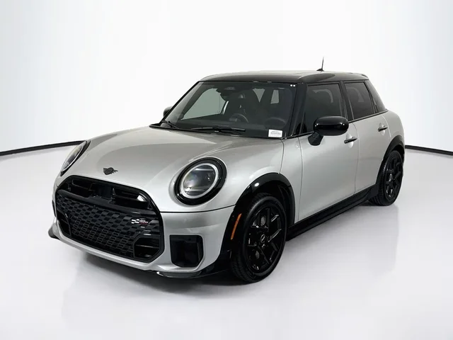 2027 MINI 4 Door Iconic