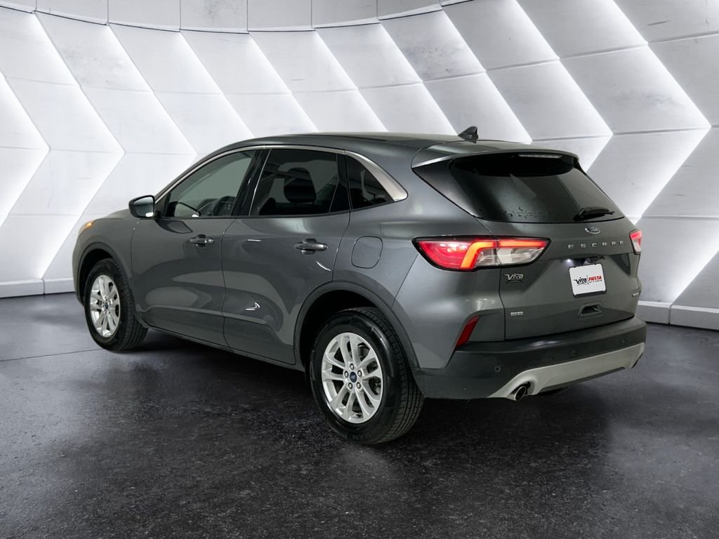 Used 2022 Gray Ford SE image 6