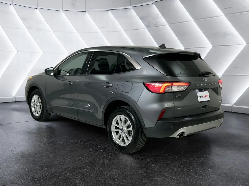 Used 2022 Gray Ford SE image 6