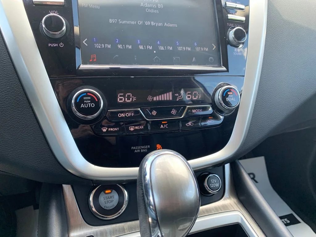 Used 2018 Gray Nissan SL image 22