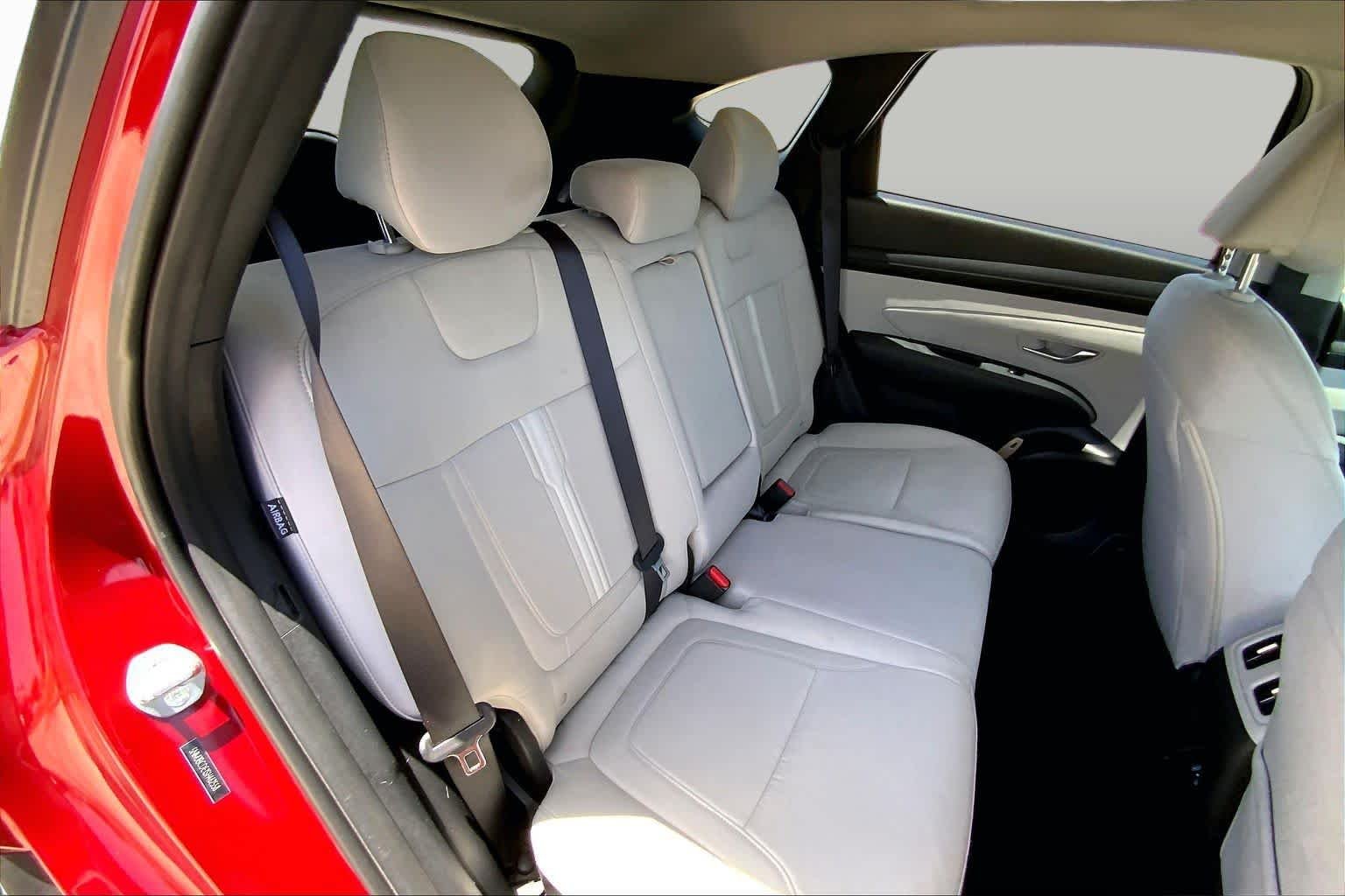 Used 2025 Ultimate Red Hyundai SEL image 19