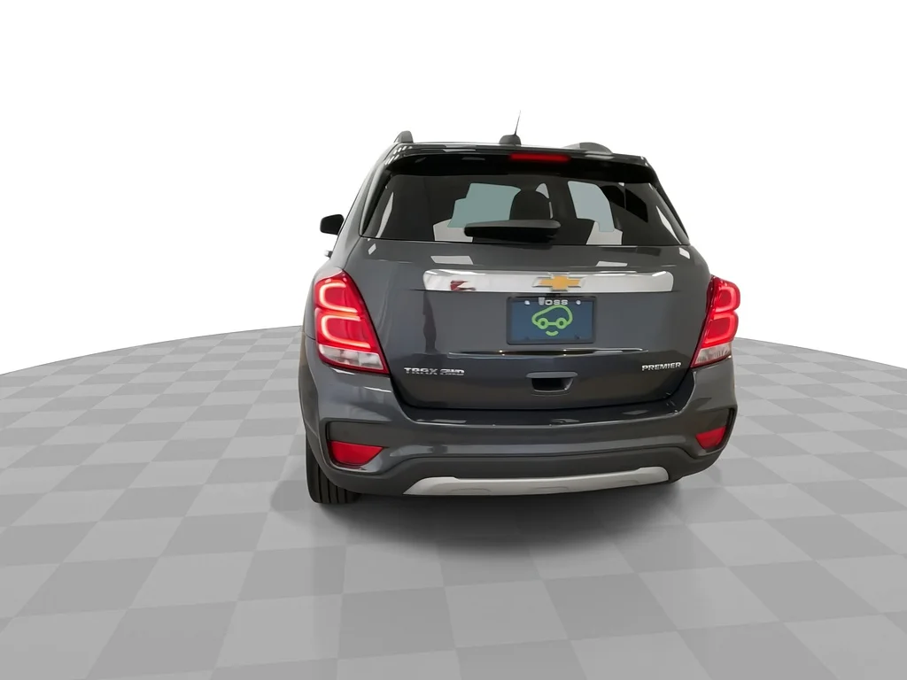 Used 2019 Nightfall Gray Metallic Chevrolet Premier image 8