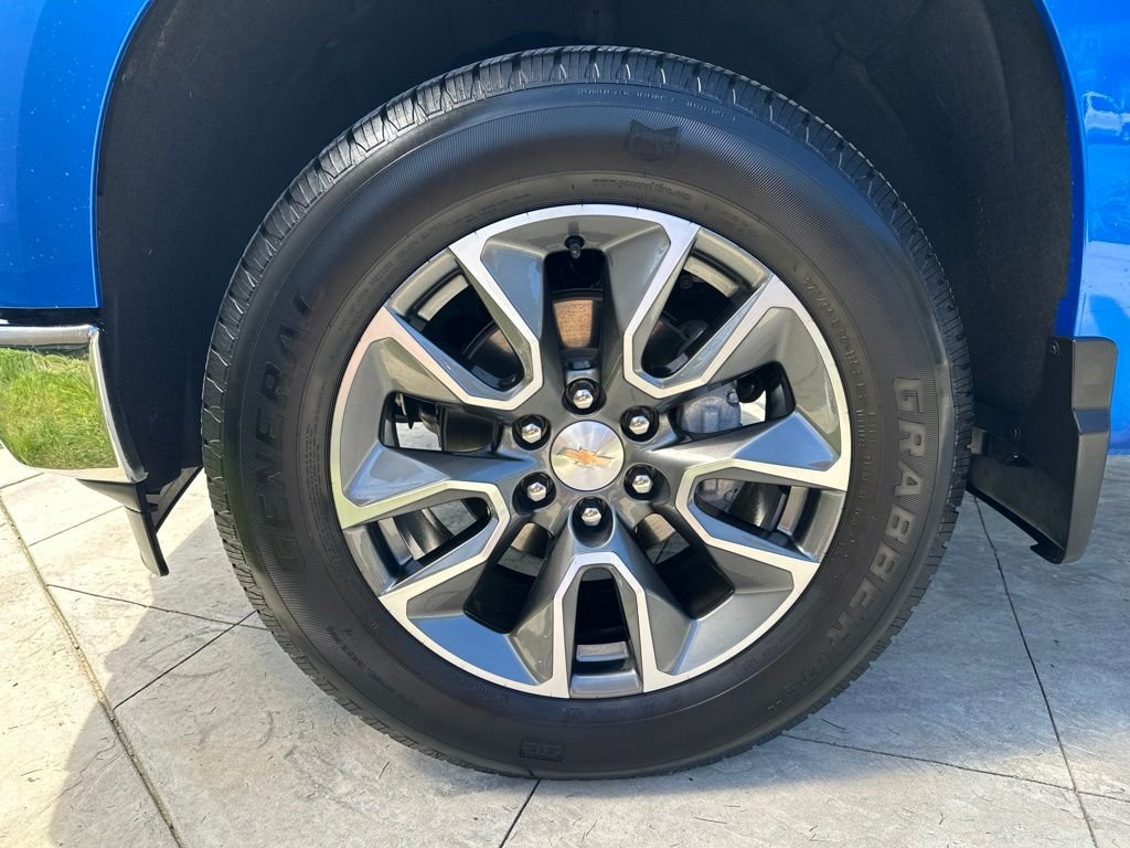 Used 2025 Blue Chevrolet LT image 7