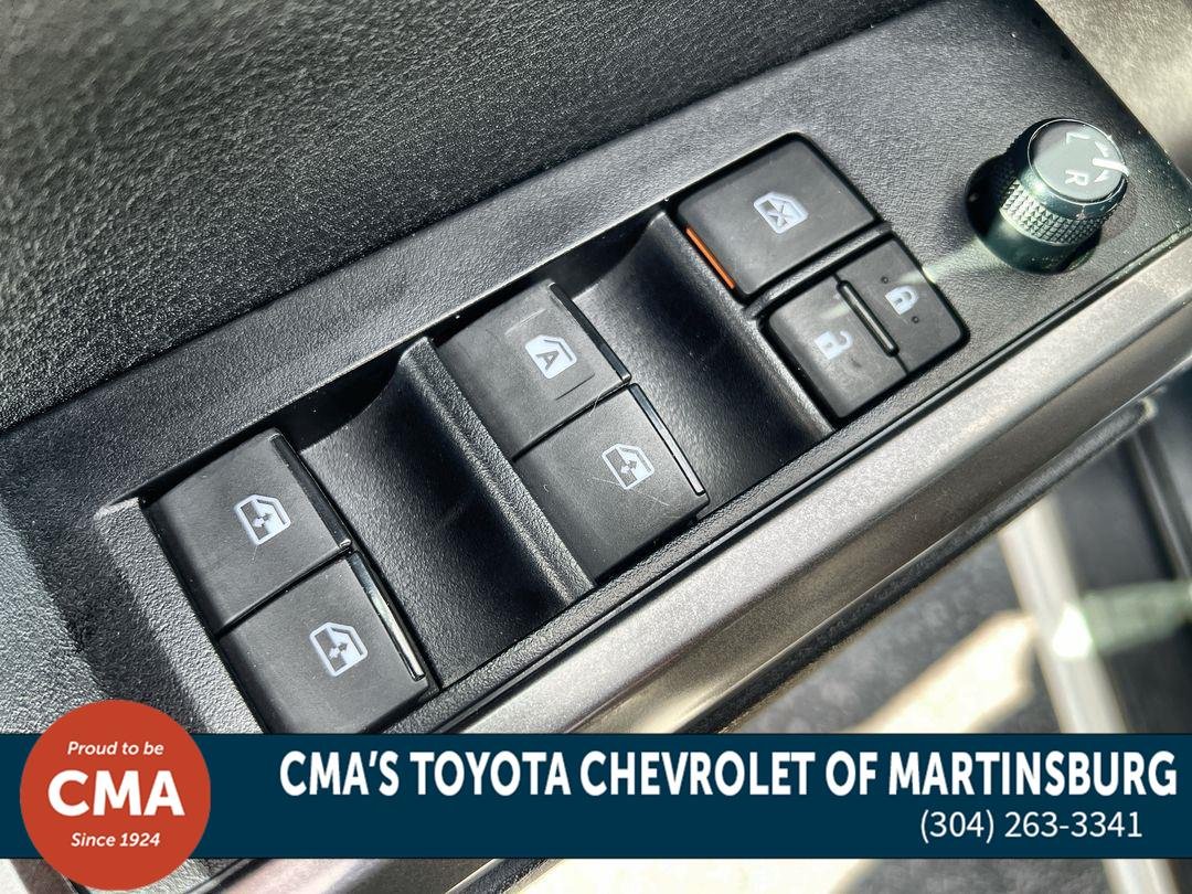 Used 2023 Ice Cap Toyota SR5 image 14