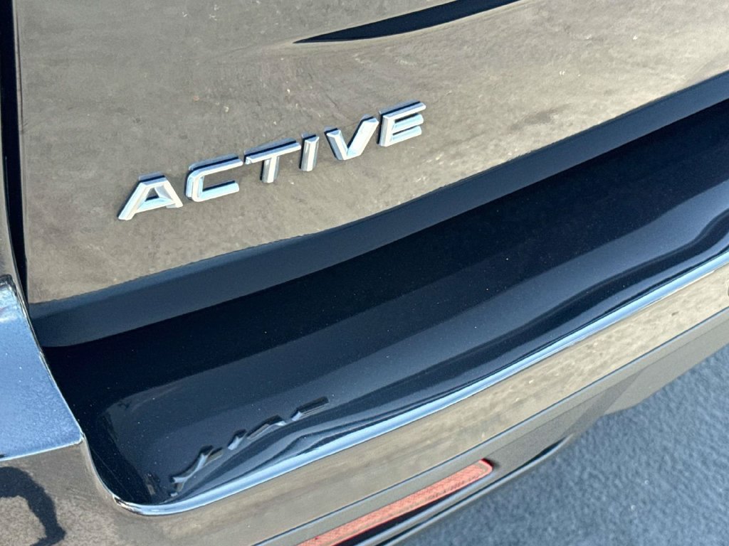 Certified Used 2025 Black Metallic Ford Active image 7