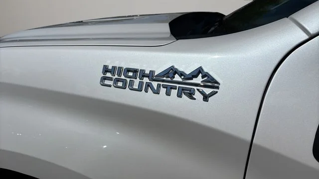 Used 2025 Beige Chevrolet High Country image 40