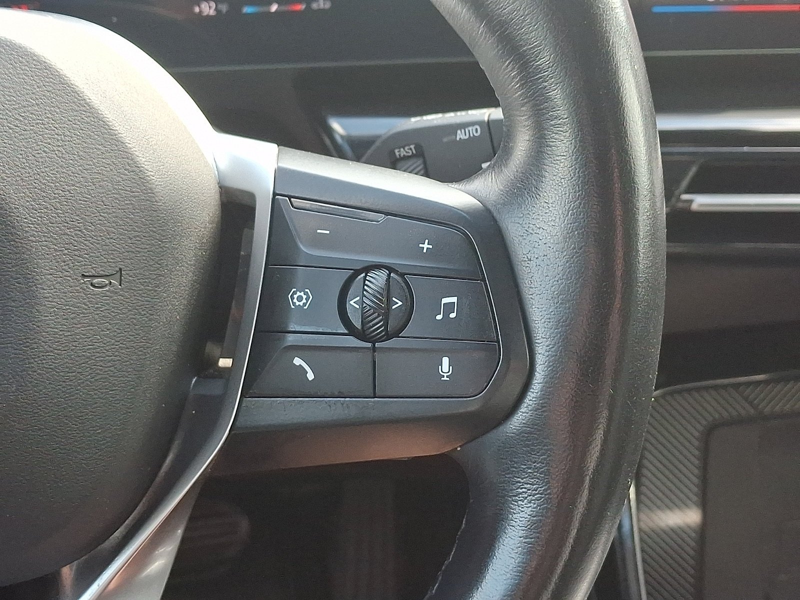 2023 BMW X1 28i - Photo 23