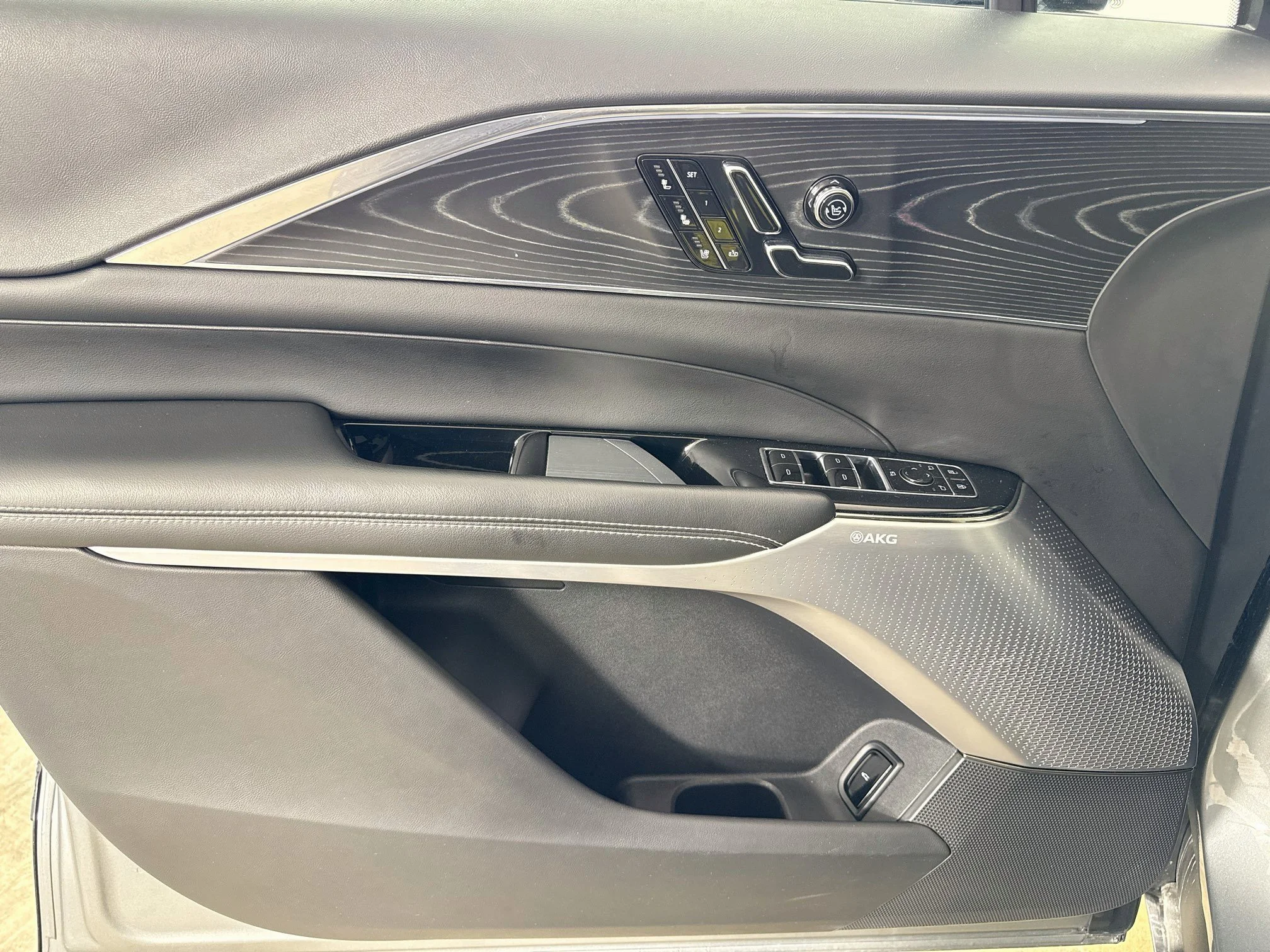 Used 2024 Argent Silver Metallic Cadillac Sport 2 image 20
