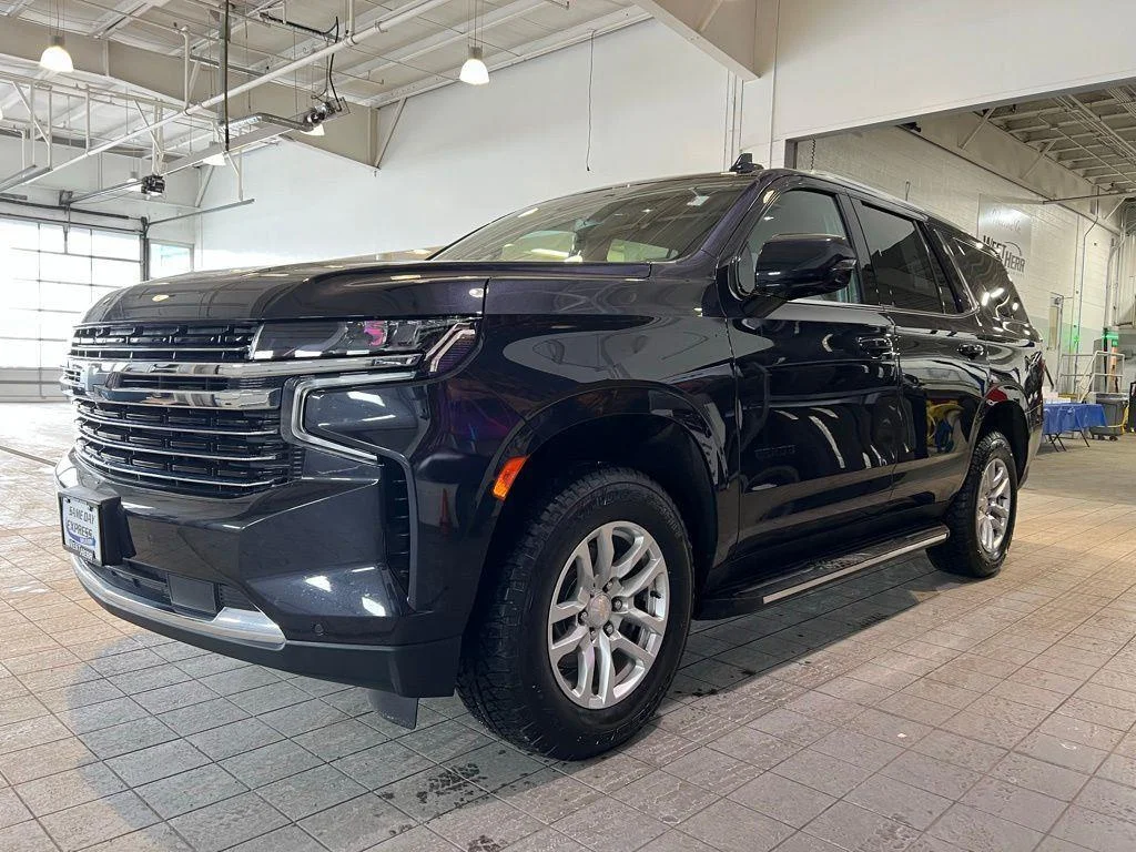 Used 2022 Dark Ash Metallic Chevrolet LT image 5