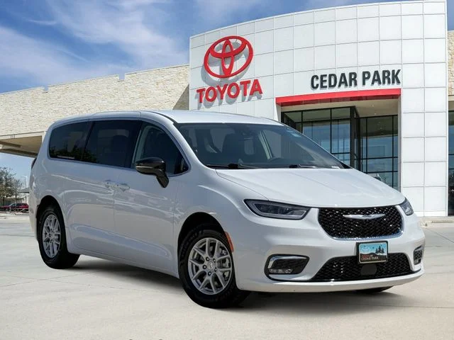 2024 Chrysler Pacifica