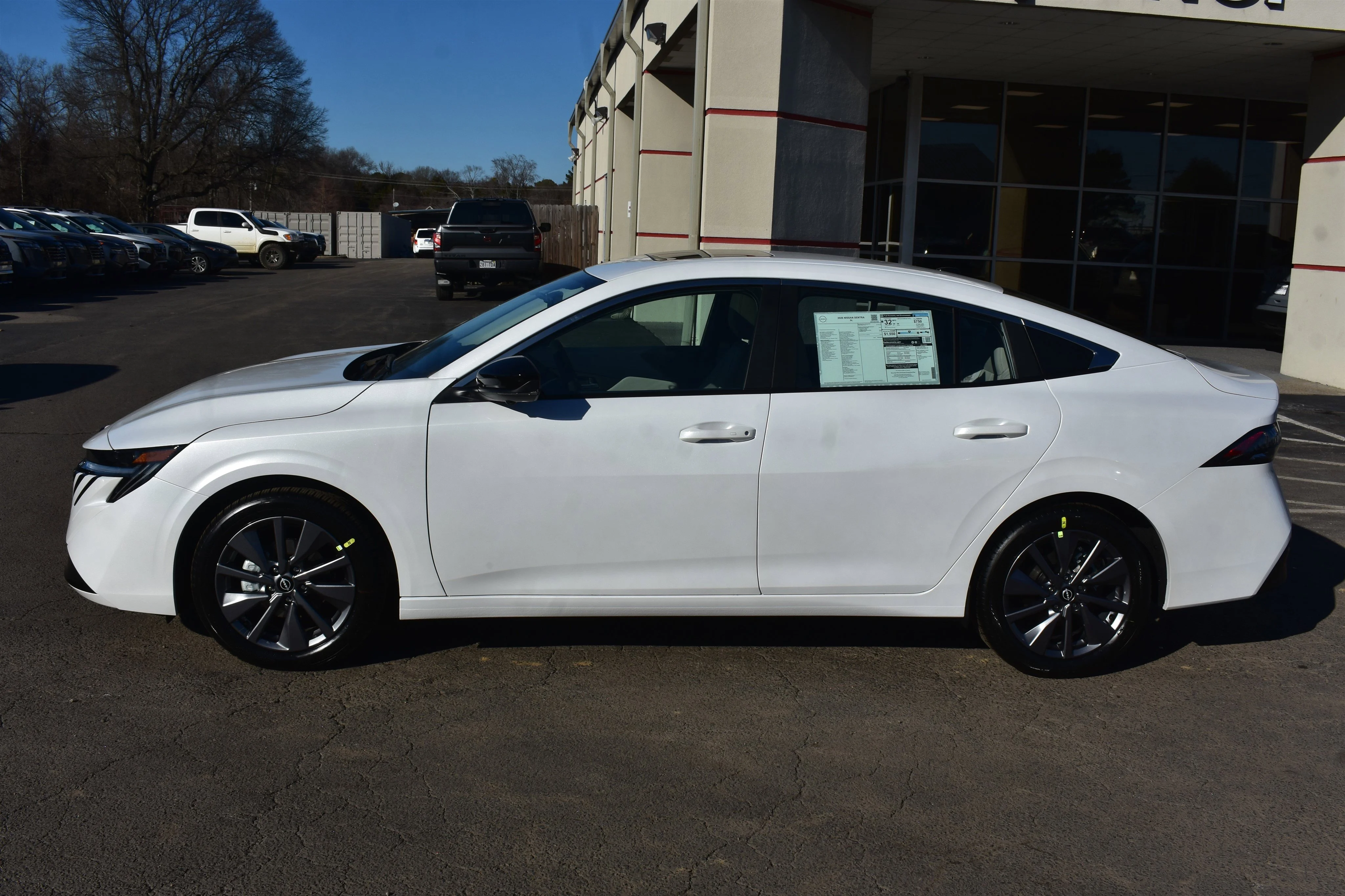 New 2026 Aspen White Tricoat Nissan SL image 10