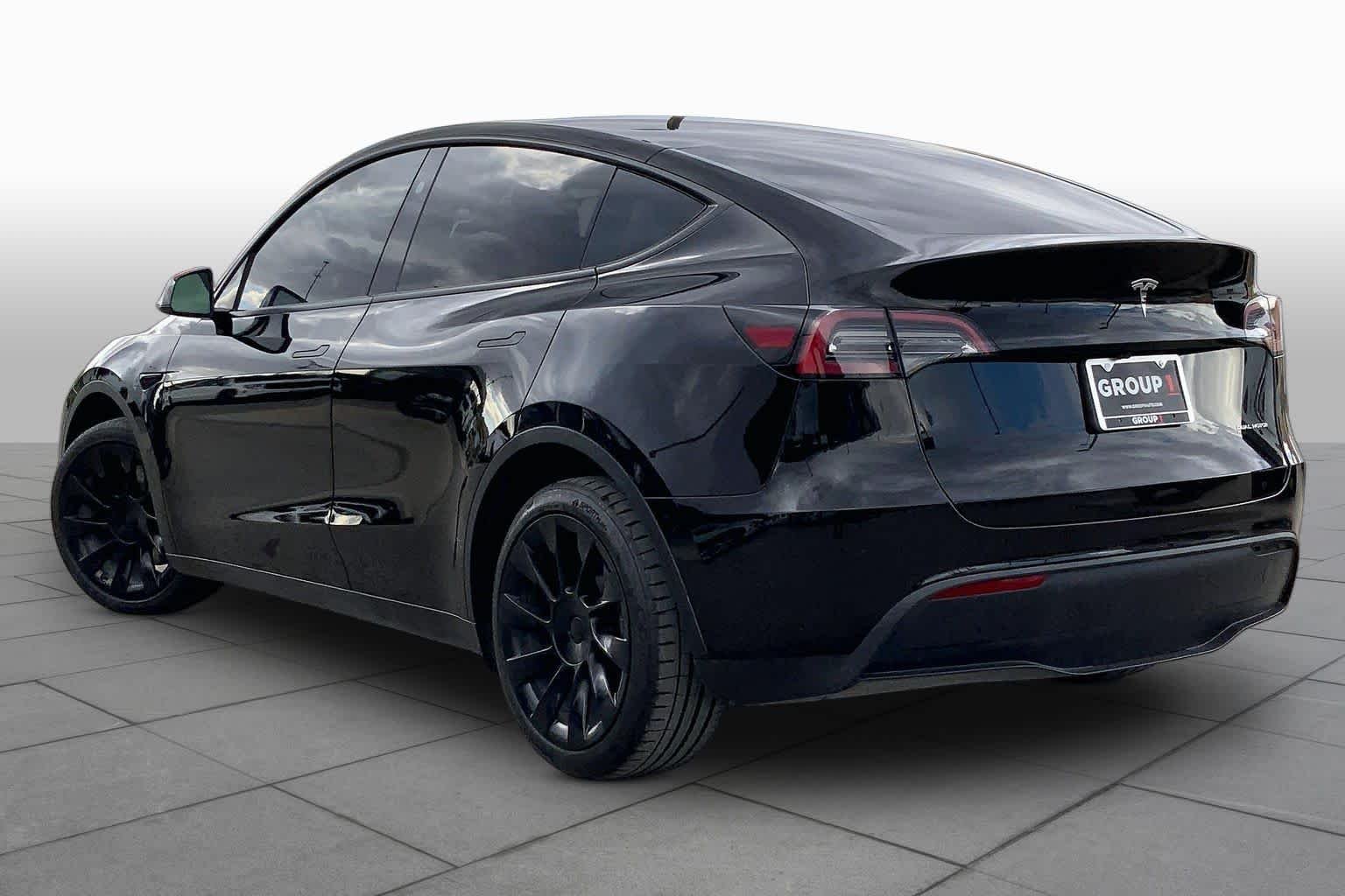 Used 2024 Stealth Grey Tesla Long Range image 10