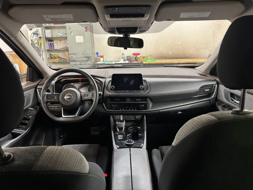 Used 2023 Black Nissan SV image 18