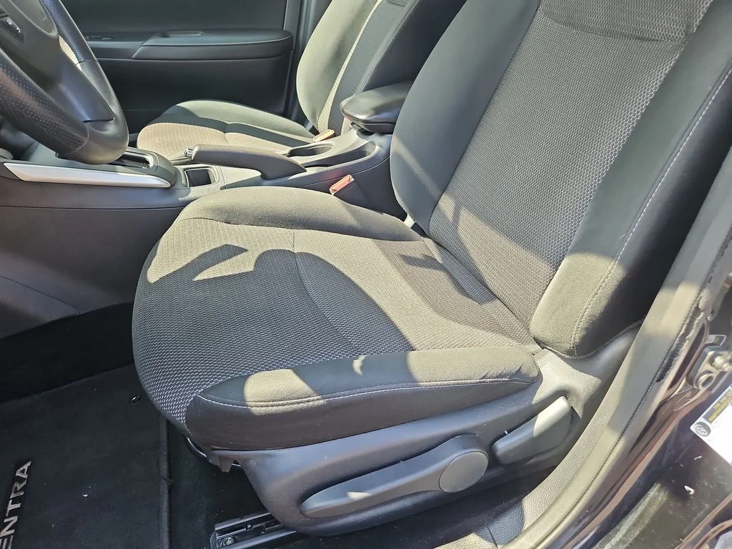 Used 2019 Black Nissan S image 17