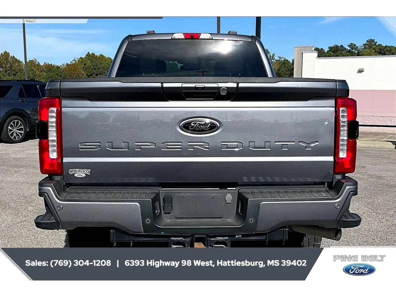 Used 2024 Carbonized Gray Metallic Ford XLT image 4