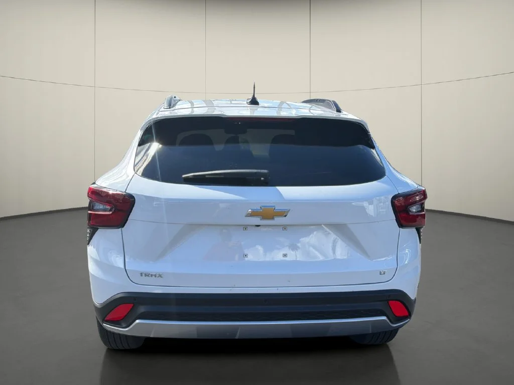 New 2026 Summit White Chevrolet LT image 6