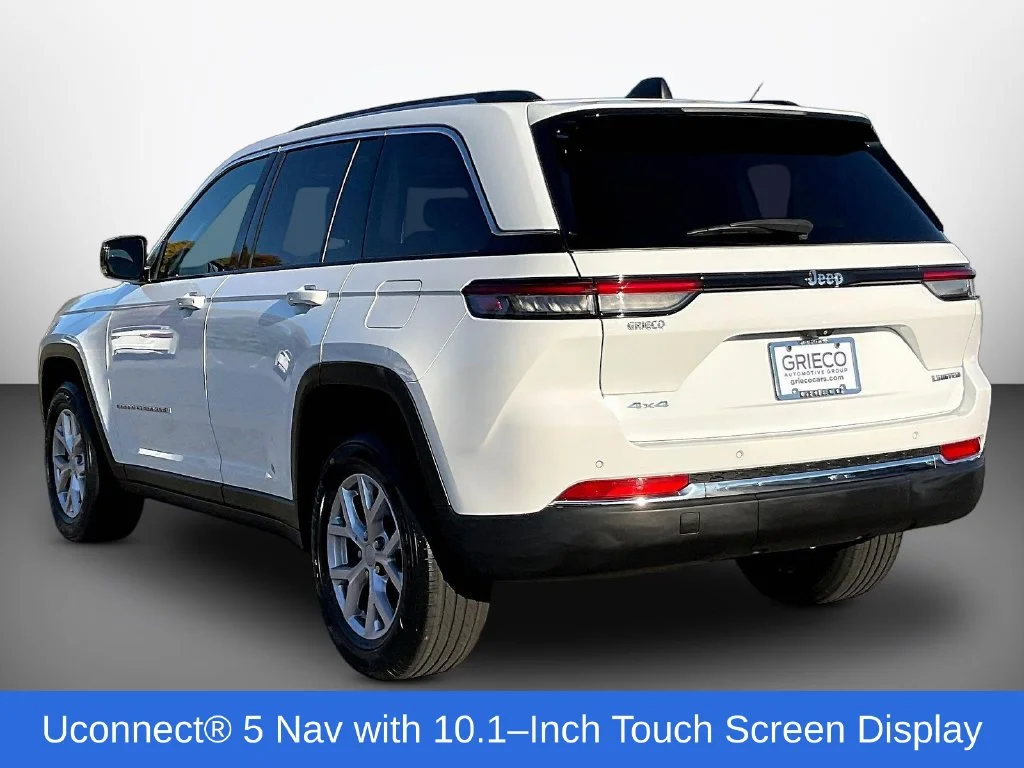 Used 2022 Bright White Clearcoat Jeep Limited image 5