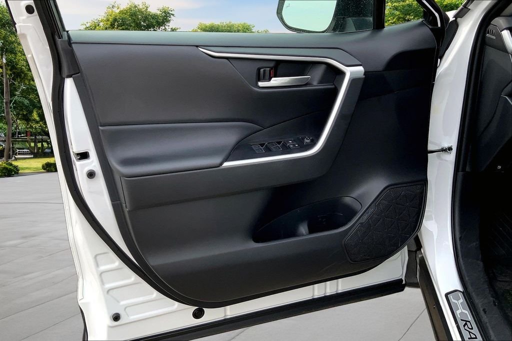 Used 2024 White Toyota Woodland Edition image 20