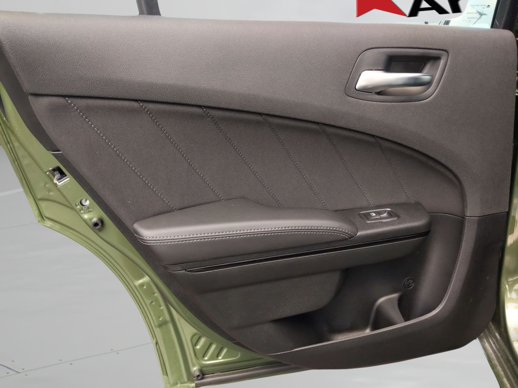 Used 2022 Green Dodge SXT image 24