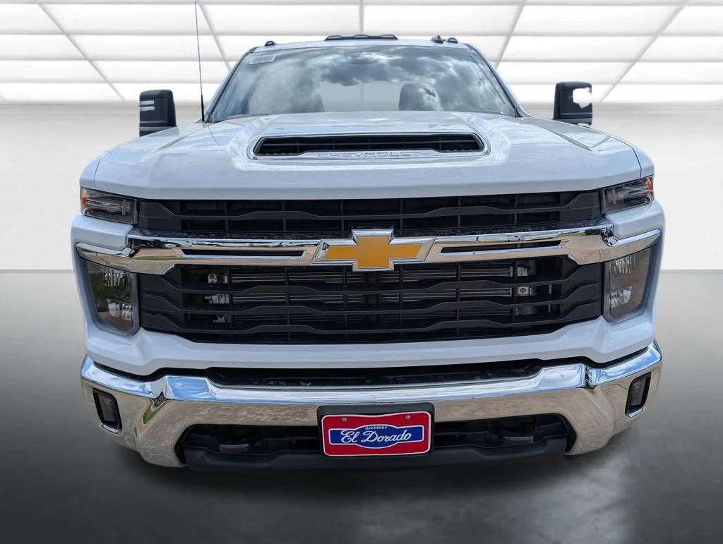 New 2026 Summit White Chevrolet LT image 24