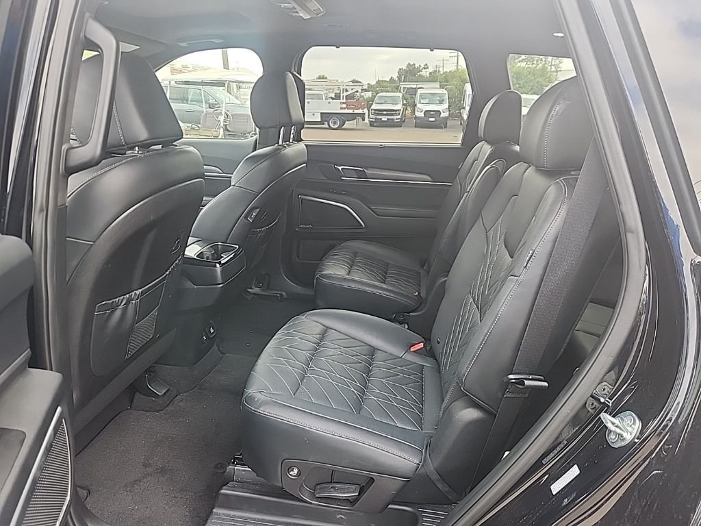 Used 2025 Black Kia SX-Prestige X-Line image 20