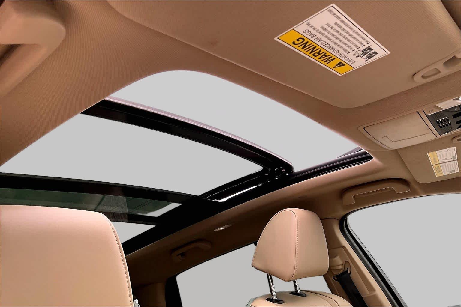 Used 2023 RED Acura w/Technology Package image 13