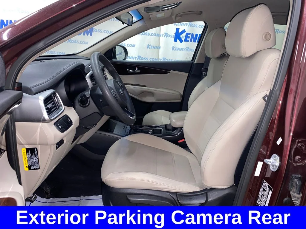 Used 2017 Purple Kia LX image 7