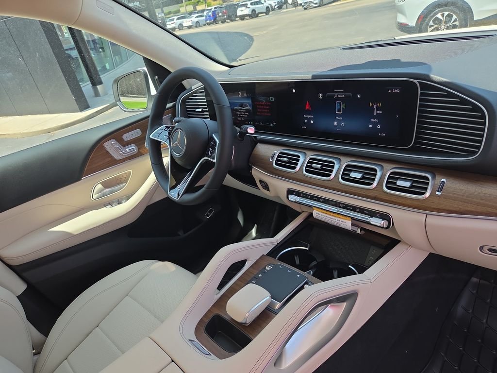 New 2026 White Mercedes-Benz GLE 450 image 17
