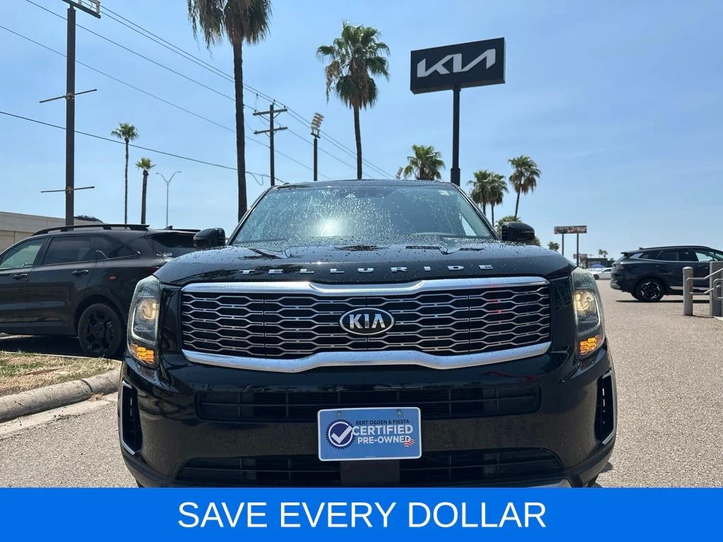 Used 2021 Black Kia S image 2