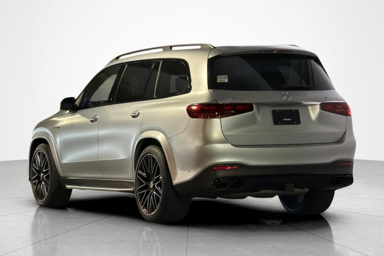 New 2026 MANUFAKTUR Signature Cirrus Silver Magno Mercedes-Benz AMG® GLS 63 4MATIC+ SUV image 3