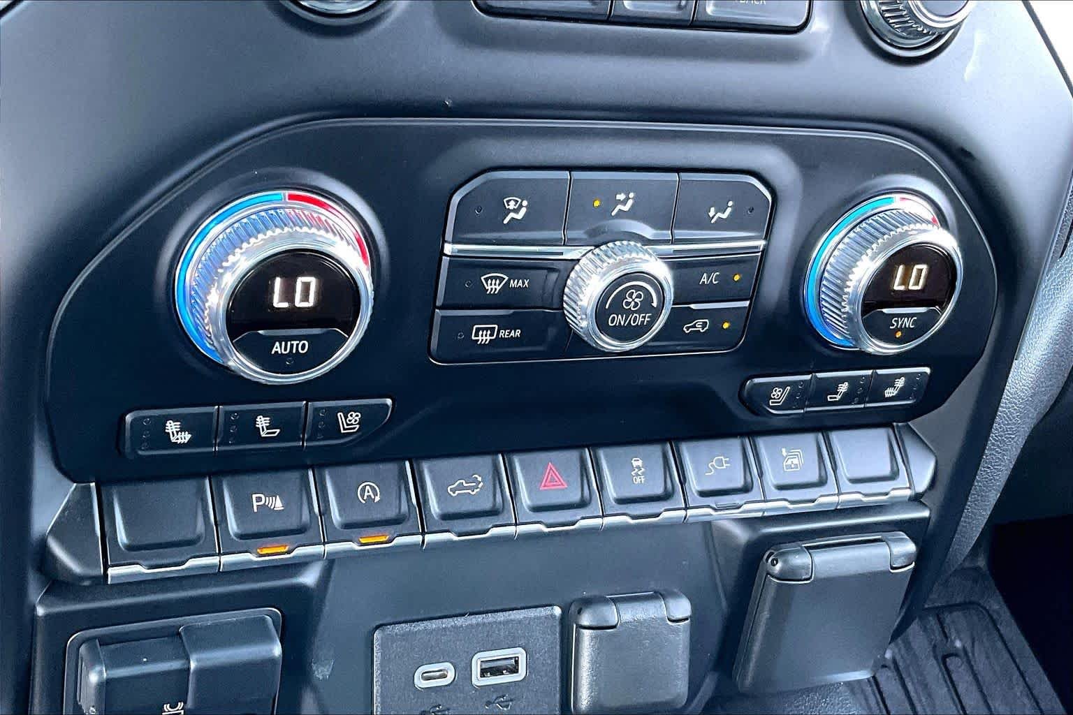 Used 2019 Pacific Blue Metallic GMC SLT image 30